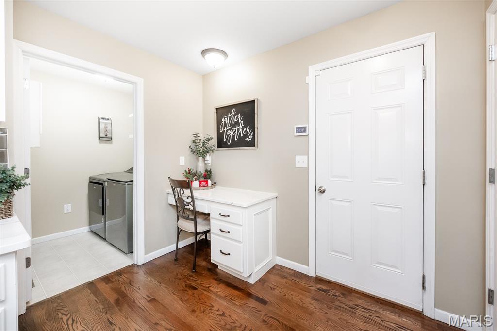 6904 Arbor Cove Drive