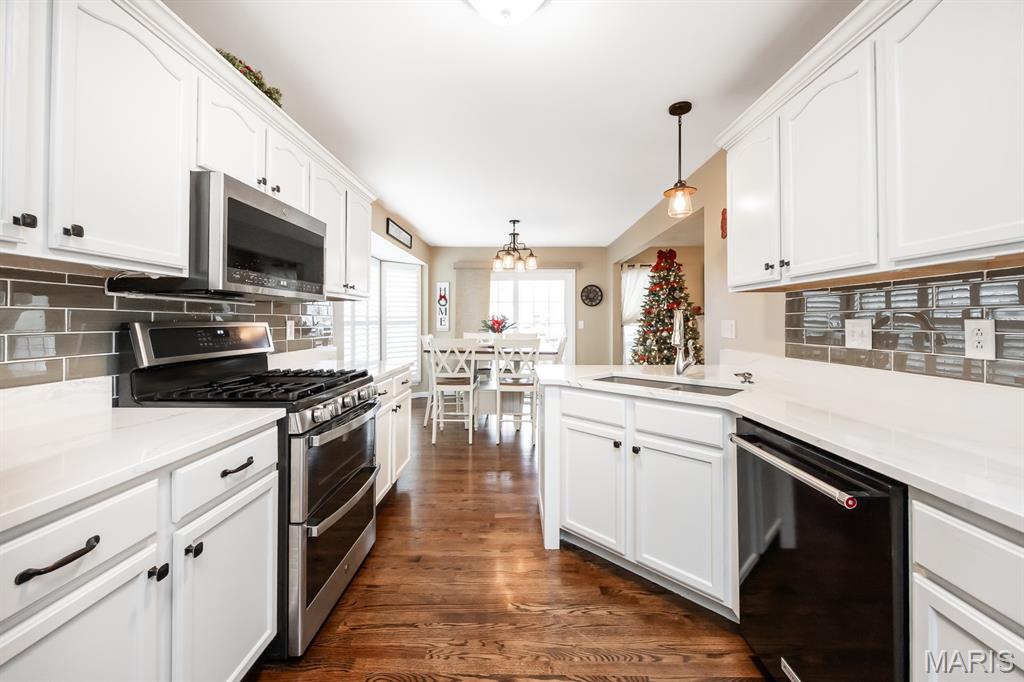 6904 Arbor Cove Drive