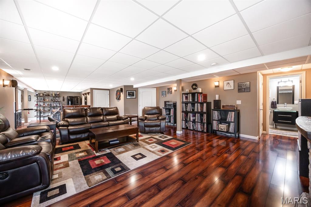 6904 Arbor Cove Drive