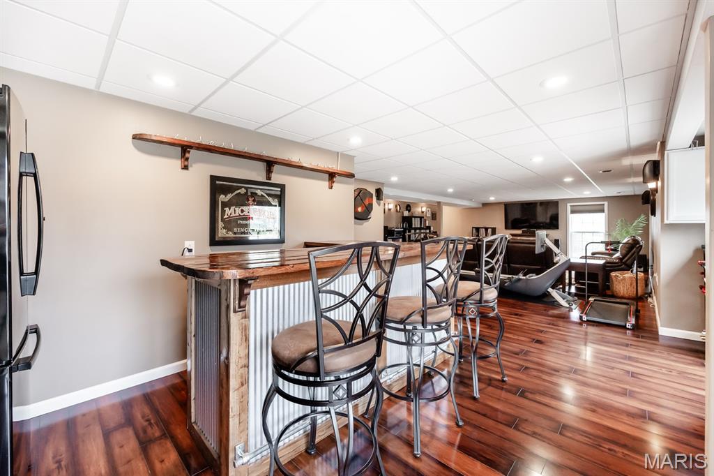 6904 Arbor Cove Drive