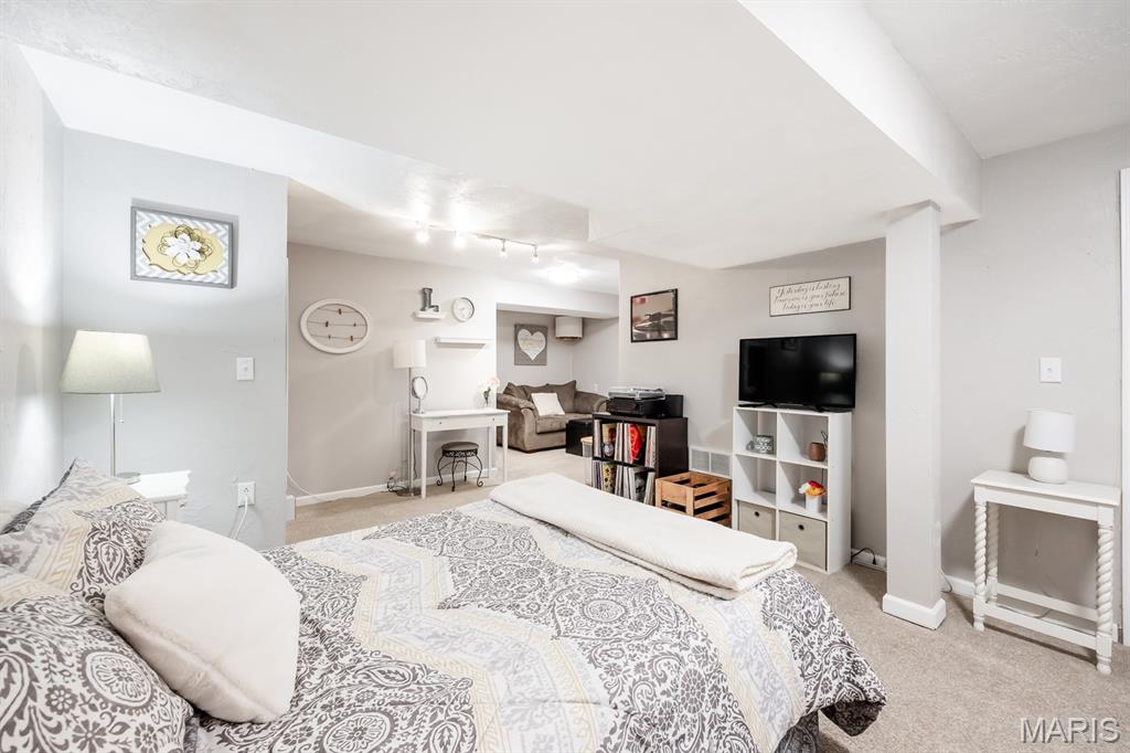 6904 Arbor Cove Drive