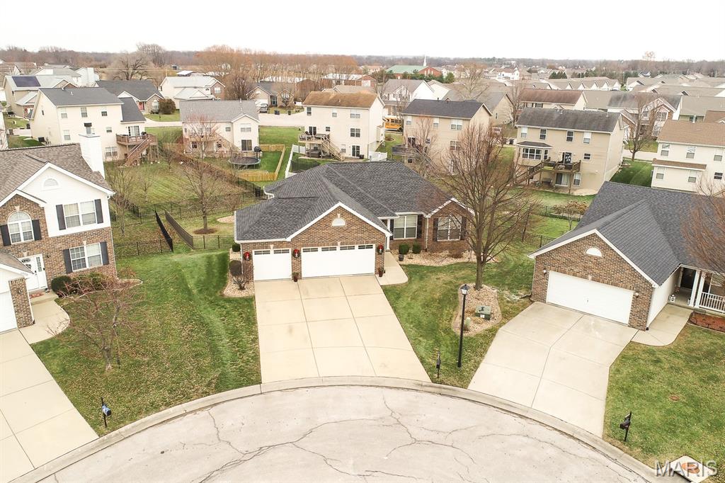6904 Arbor Cove Drive
