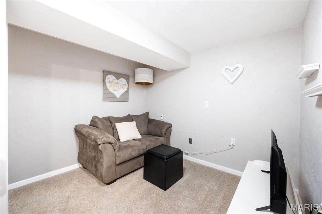 6904 Arbor Cove Drive