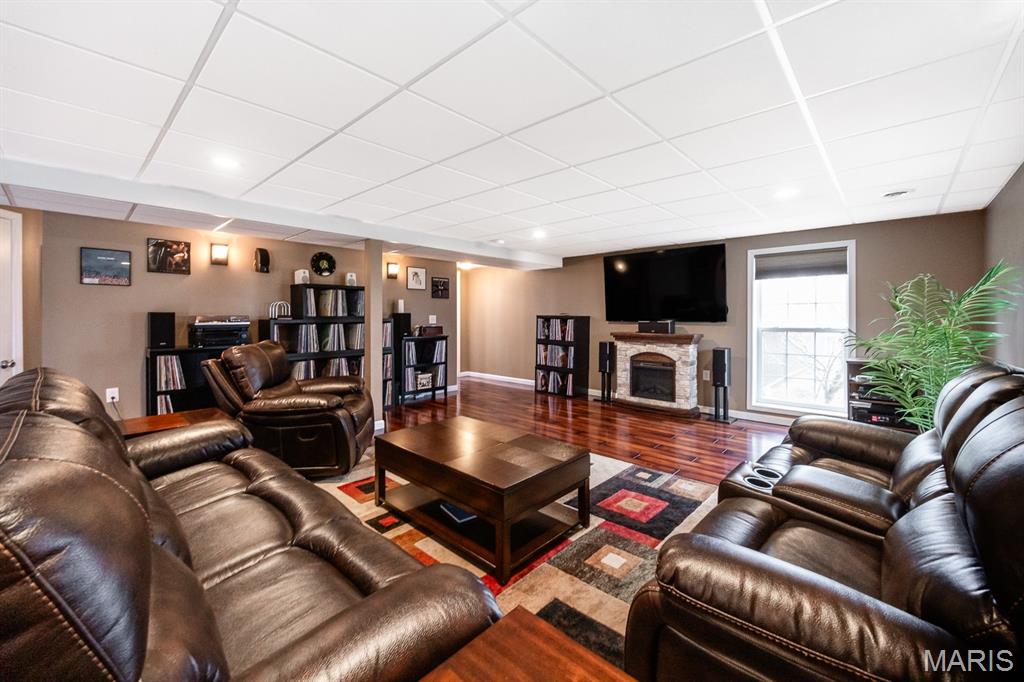 6904 Arbor Cove Drive