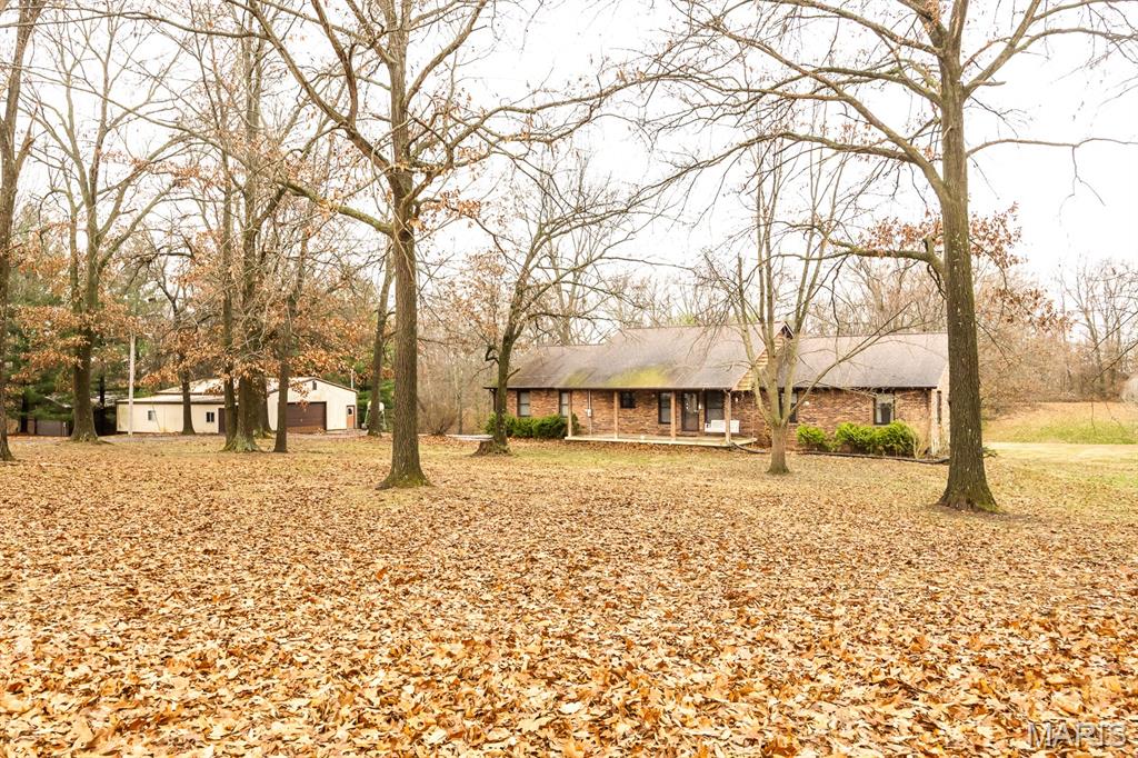 6806 Ivy Lane