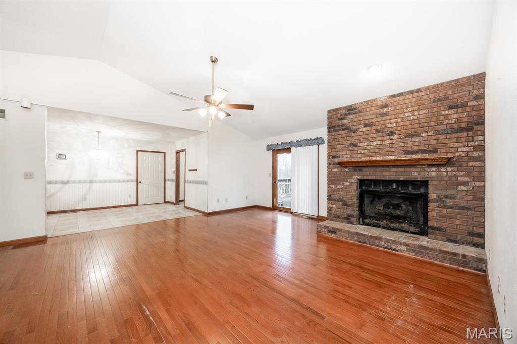 6806 Ivy Lane