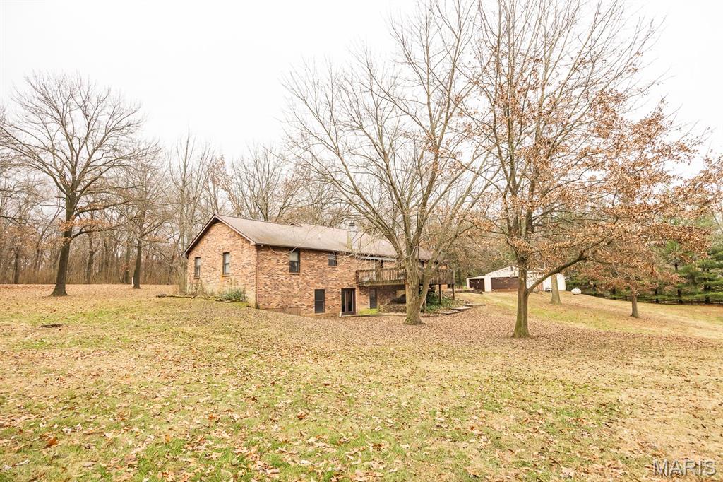 6806 Ivy Lane