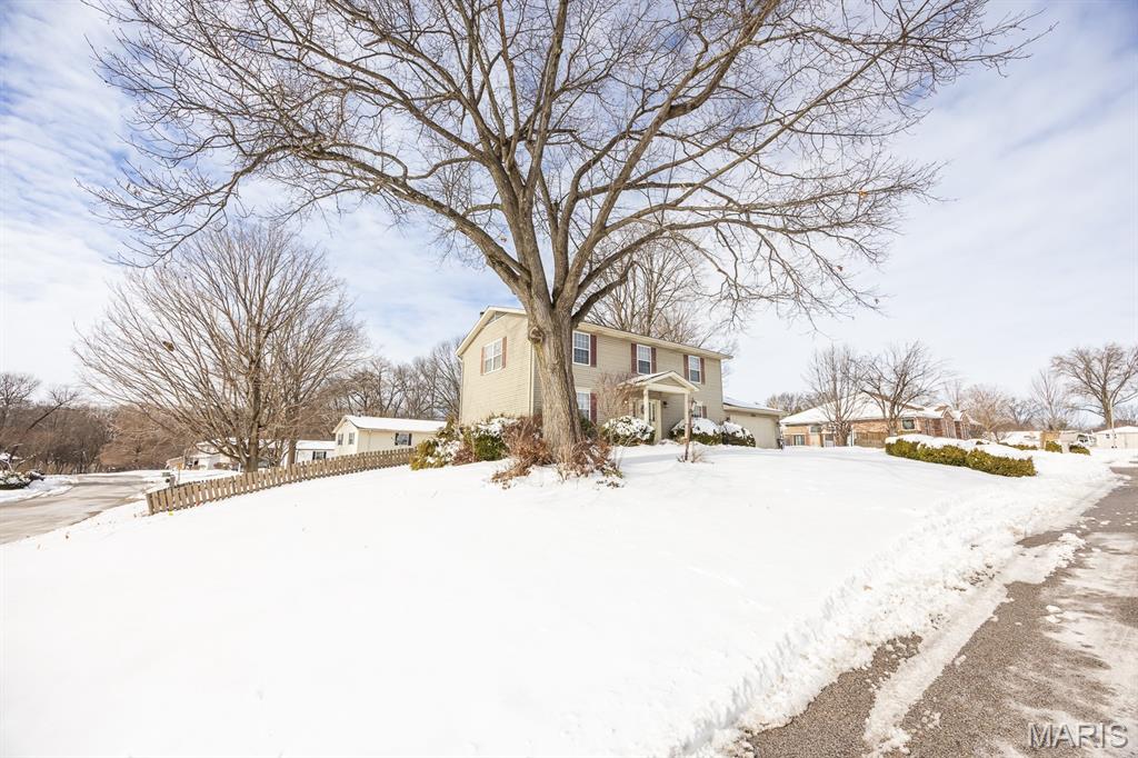 4800 Brecht Lane