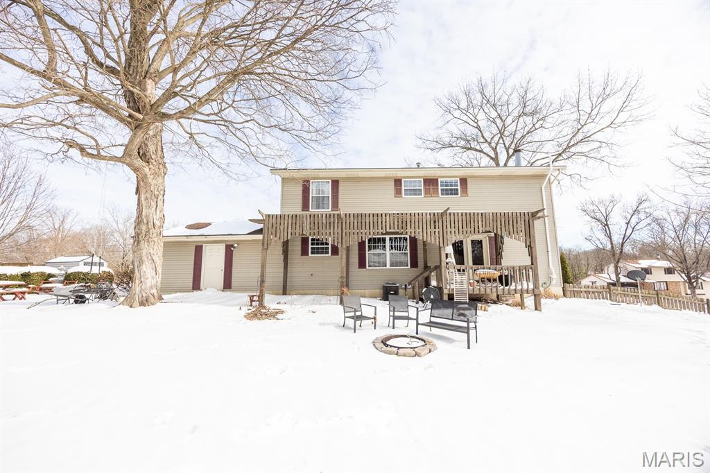 4800 Brecht Lane