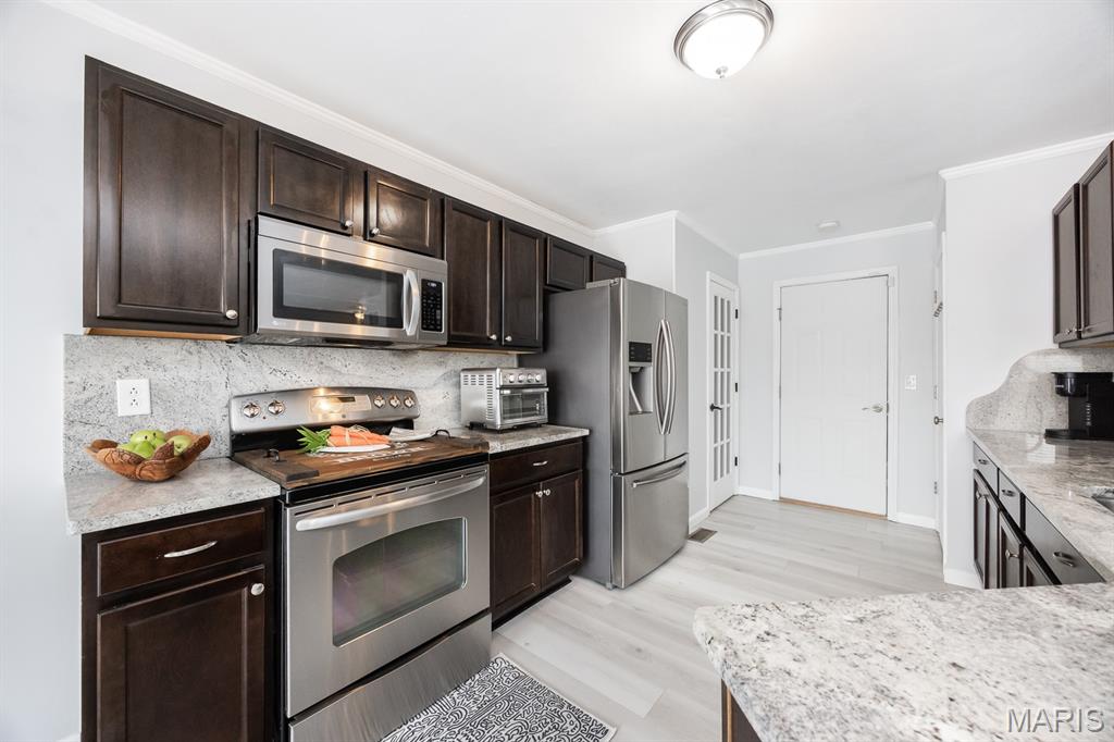 846 Harbor Woods Drive