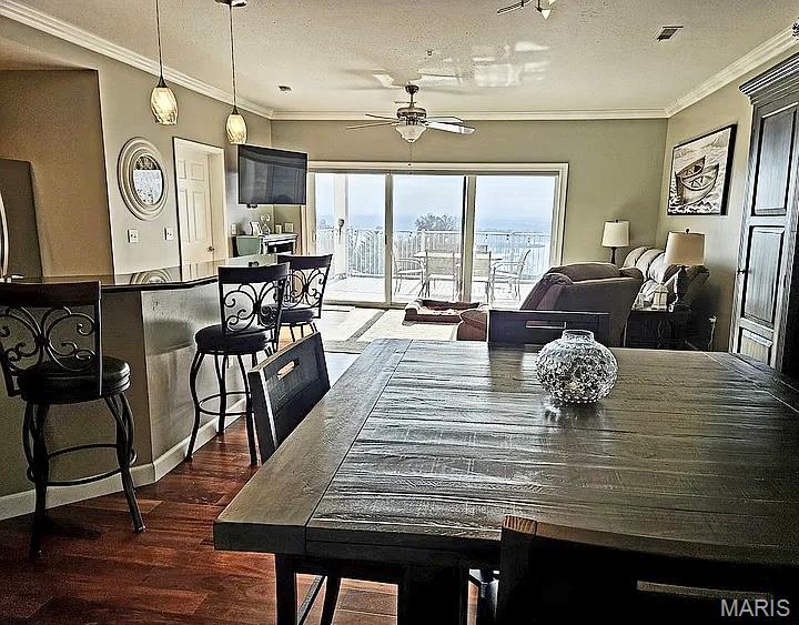 401 Timber Ridge Drive Unit: 13