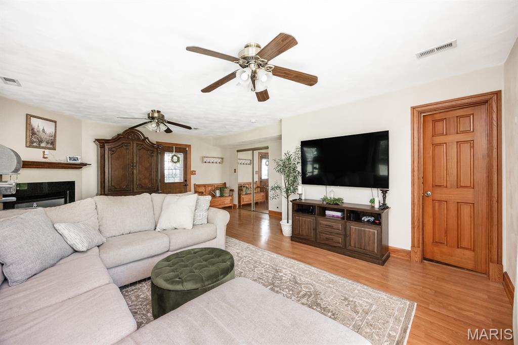 20 Green Oaks