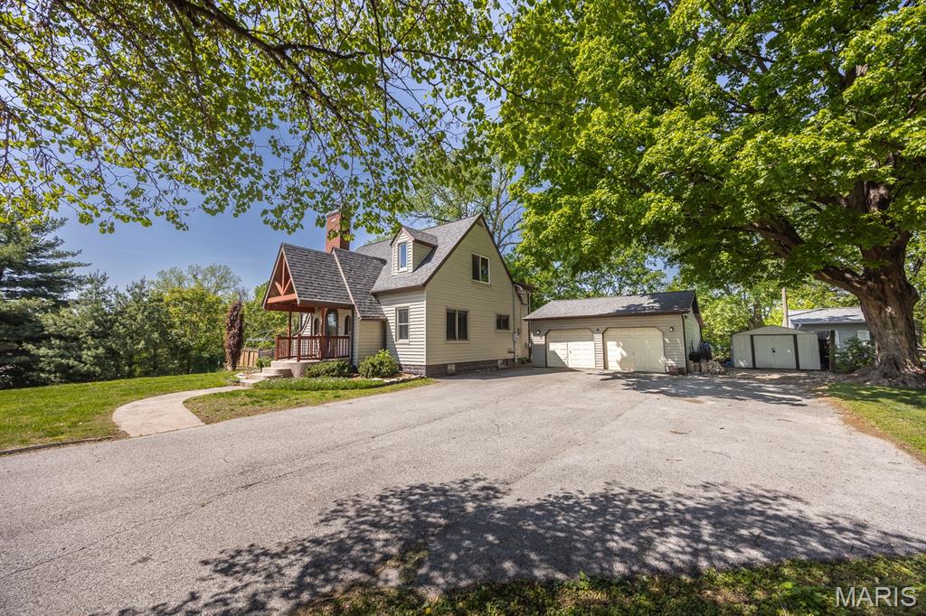 20 Green Oaks