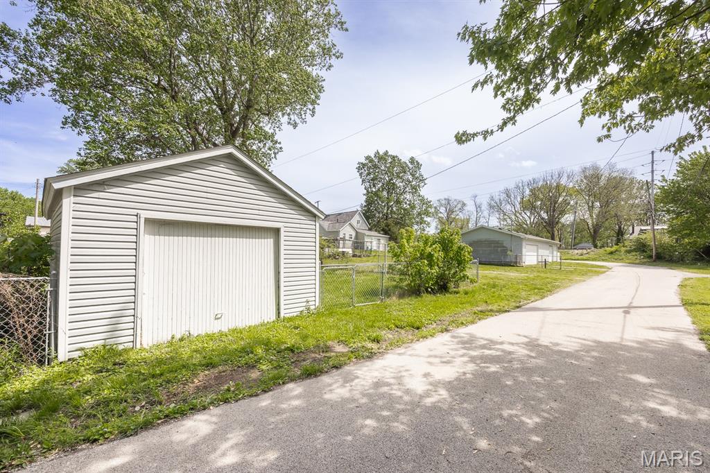 105 Karl Place