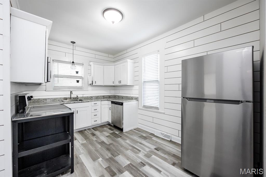 105 Karl Place