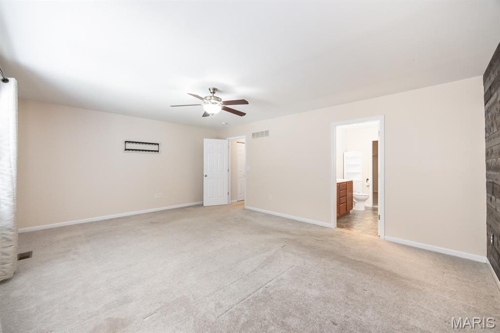 205 Greenleaf Circle