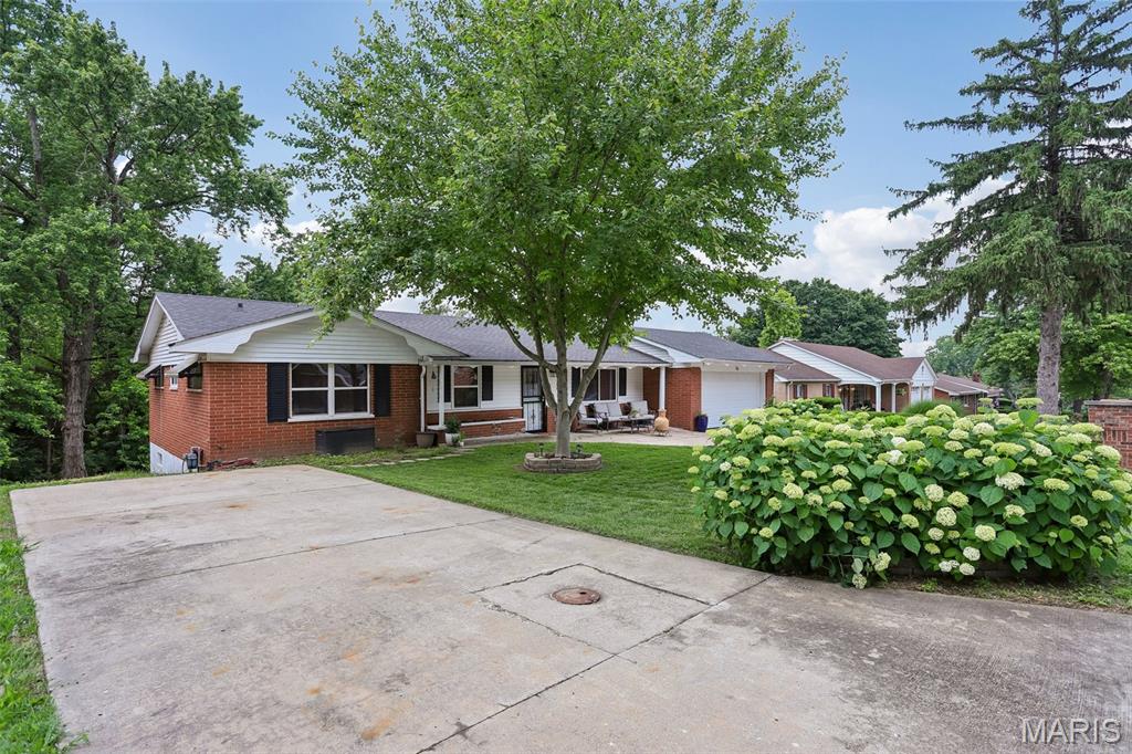 66 Montclair Drive