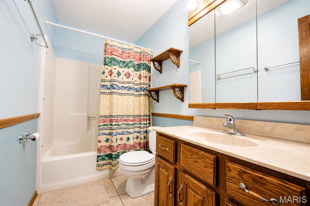 3308 Bluebird Lane
