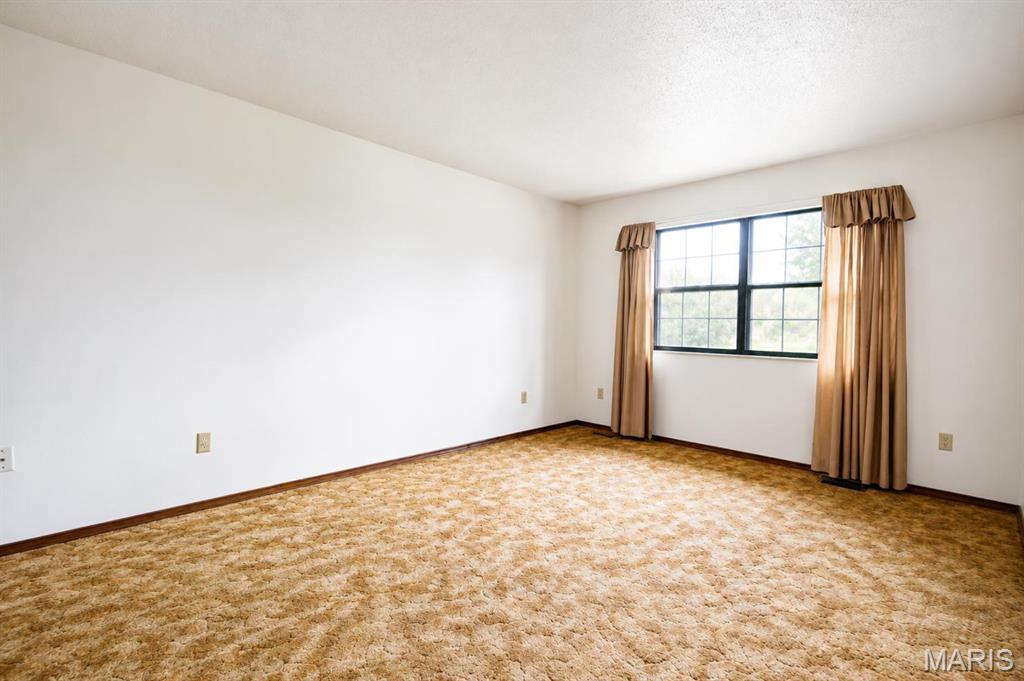 3308 Bluebird Lane