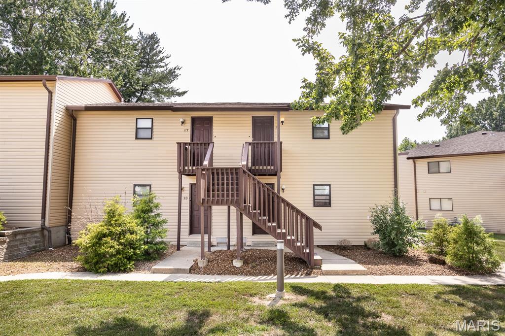 18 Pepperwood Court