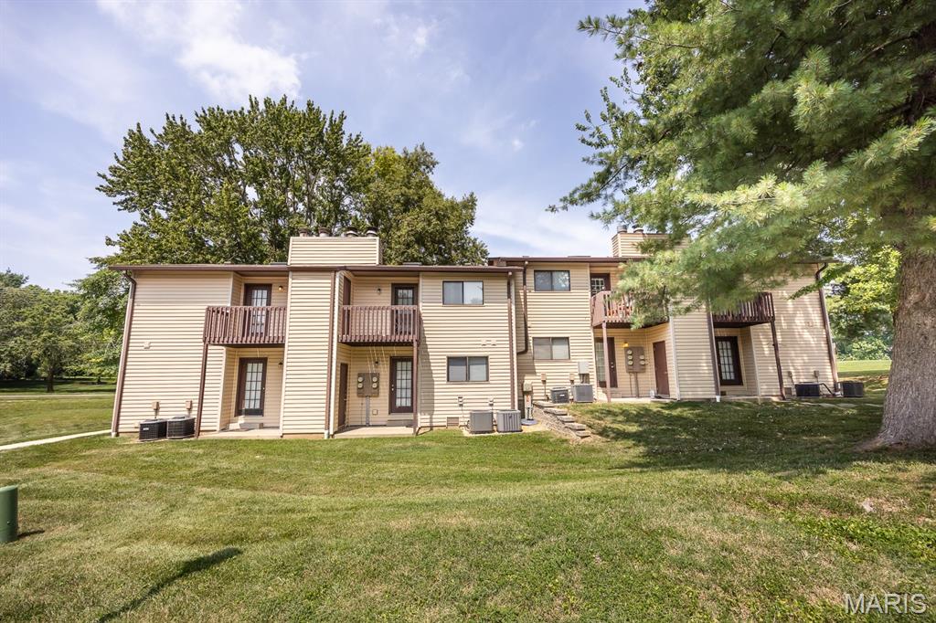 18 Pepperwood Court