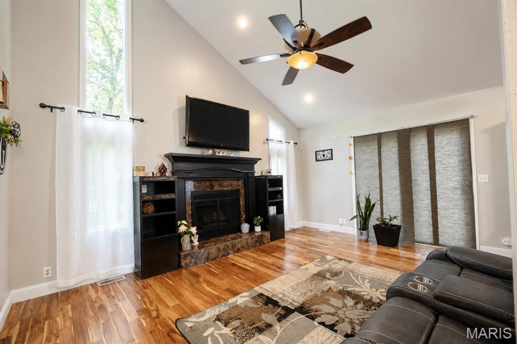 326 Deepwater Circle