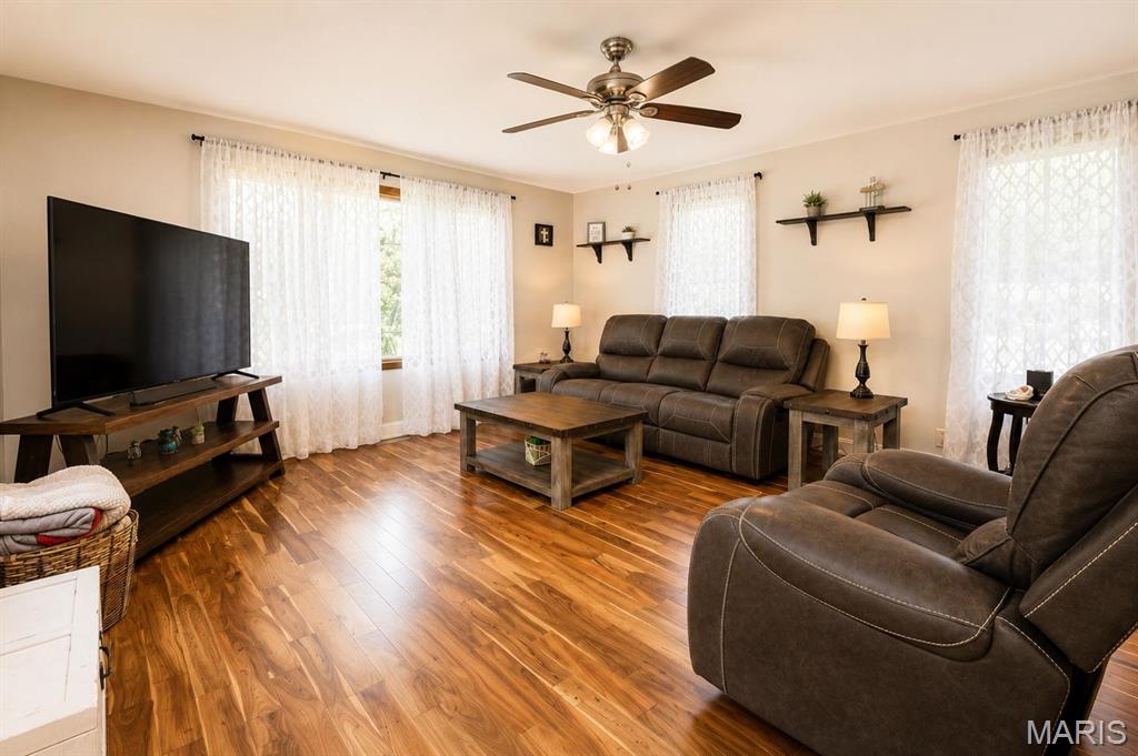 326 Deepwater Circle