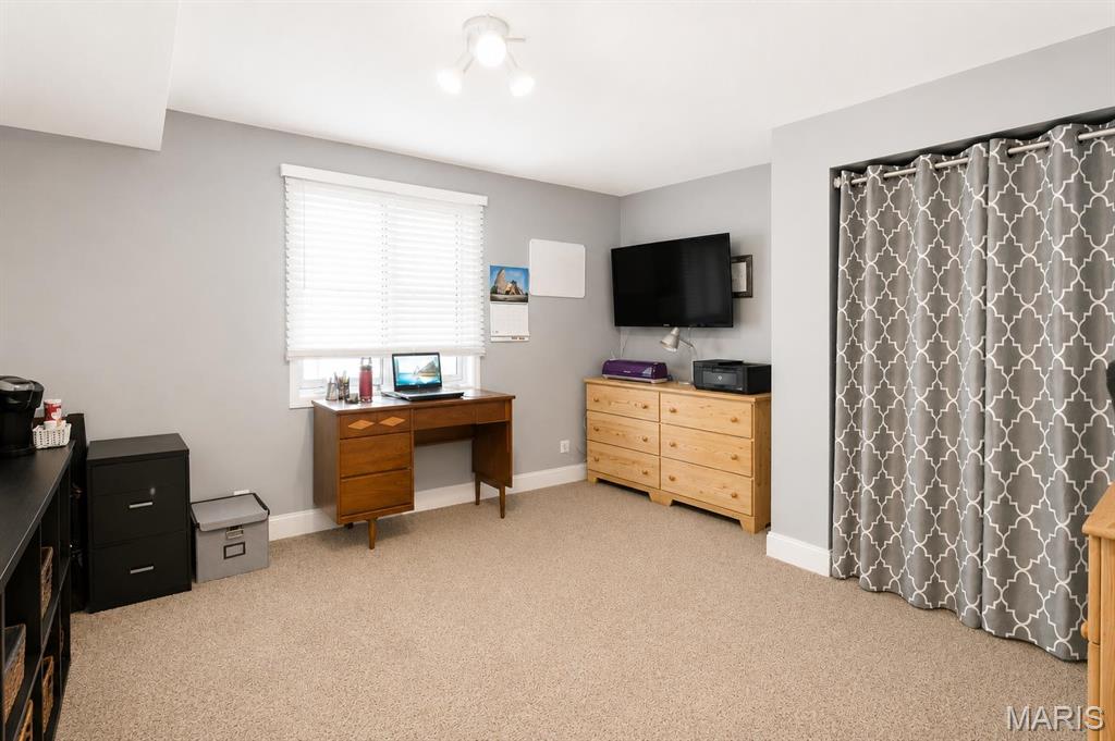 326 Deepwater Circle