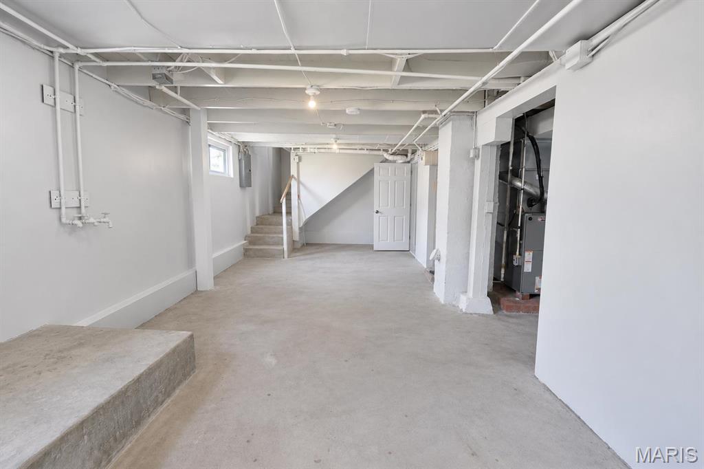 2440 Iowa Street