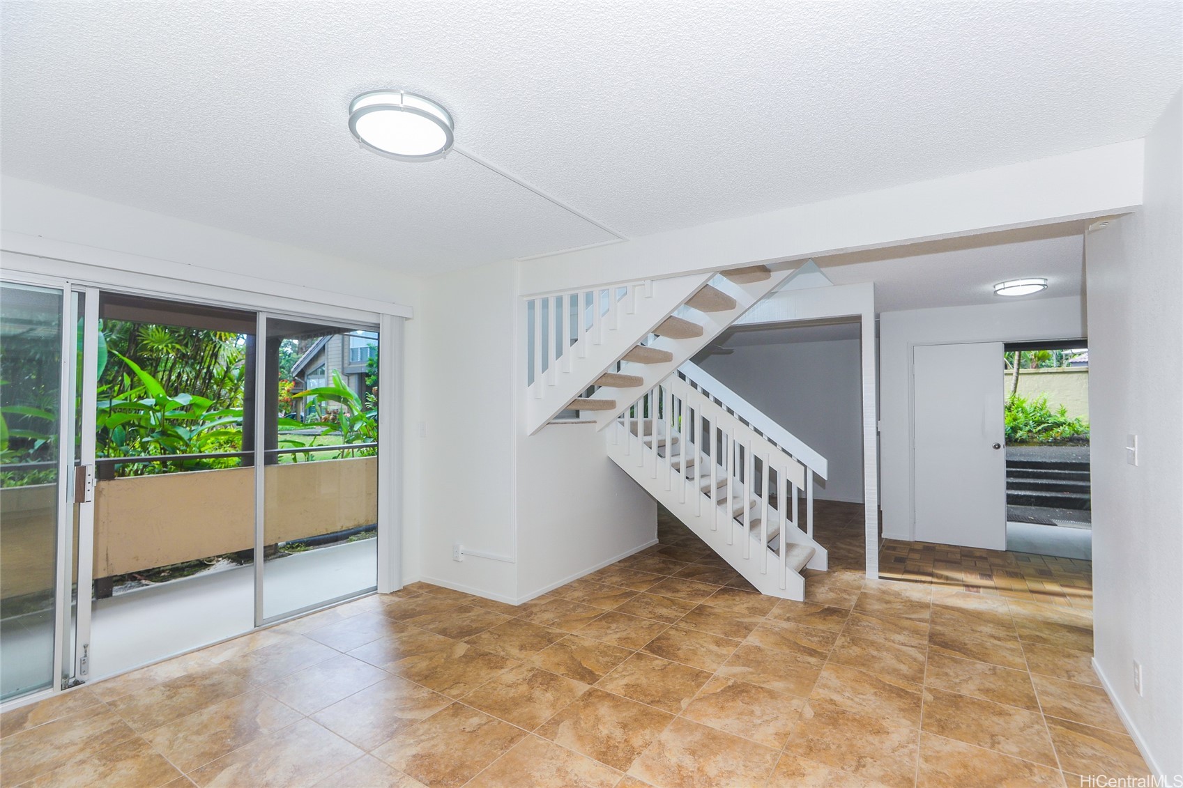 46-318 Haiku Road 70