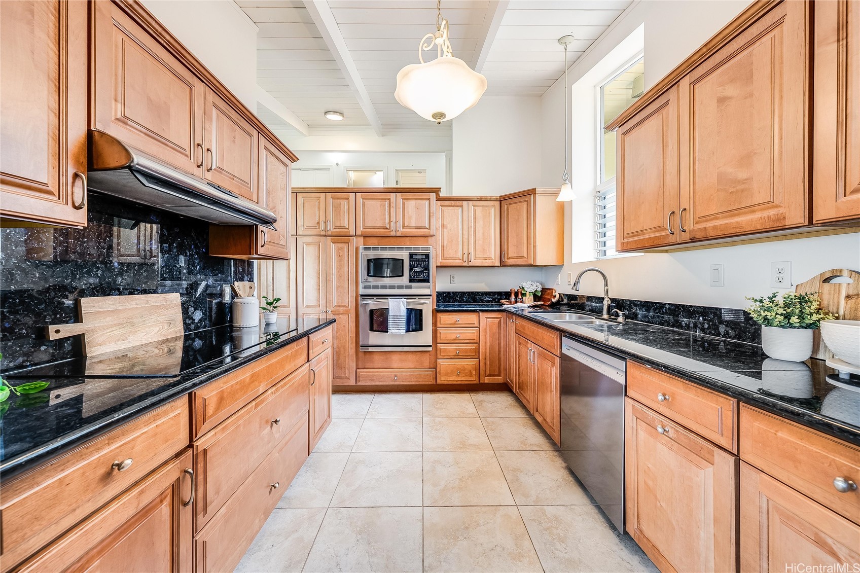 1670 Halekoa Drive
