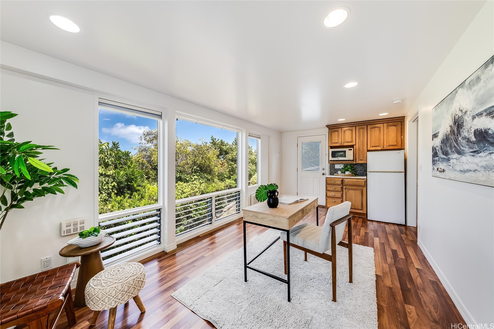 1670 Halekoa Drive