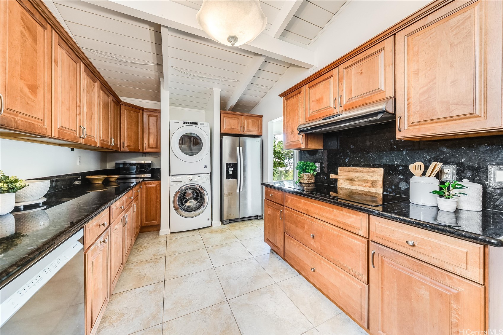 1670 Halekoa Drive