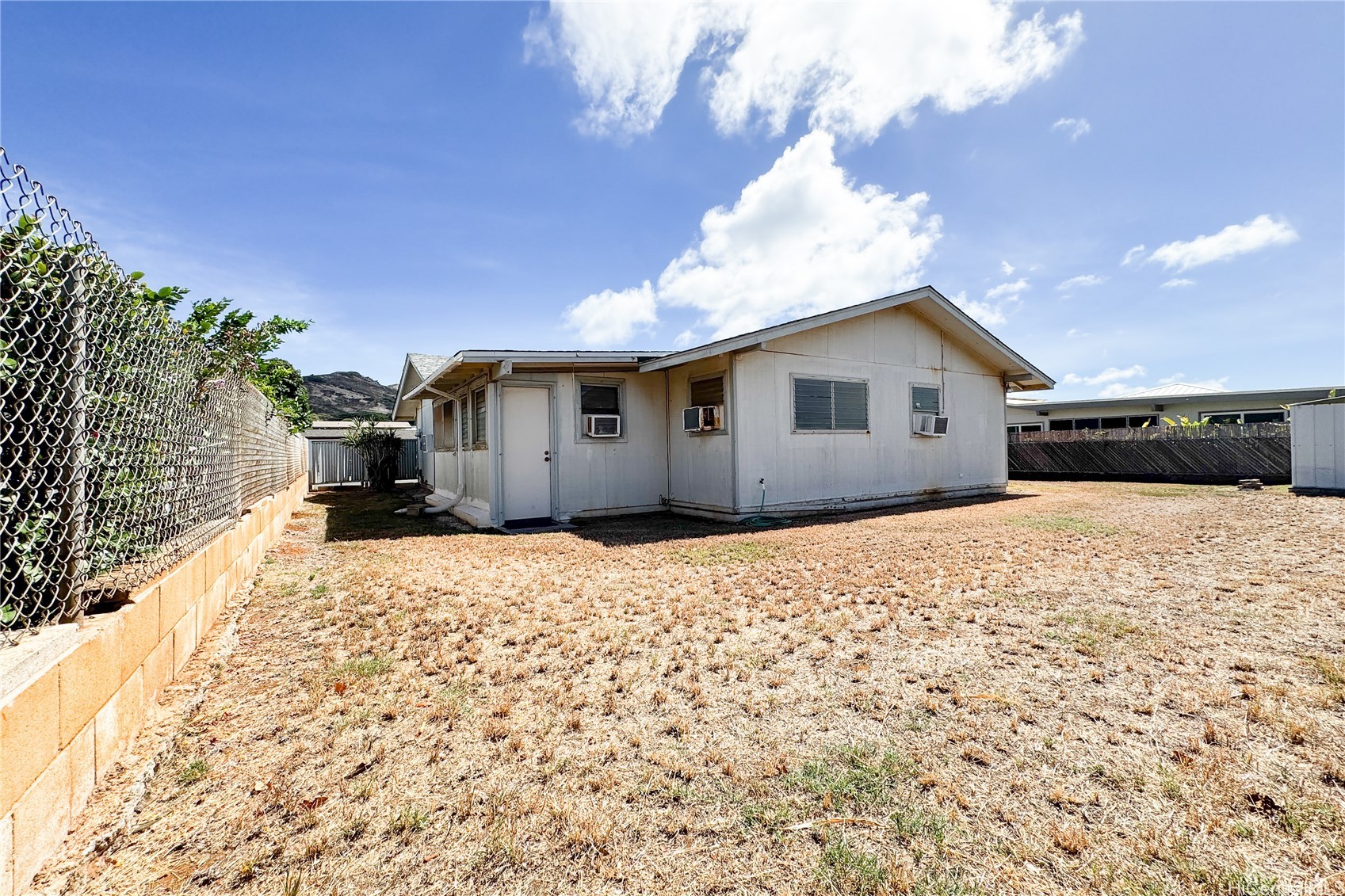 322 Anapalau Street