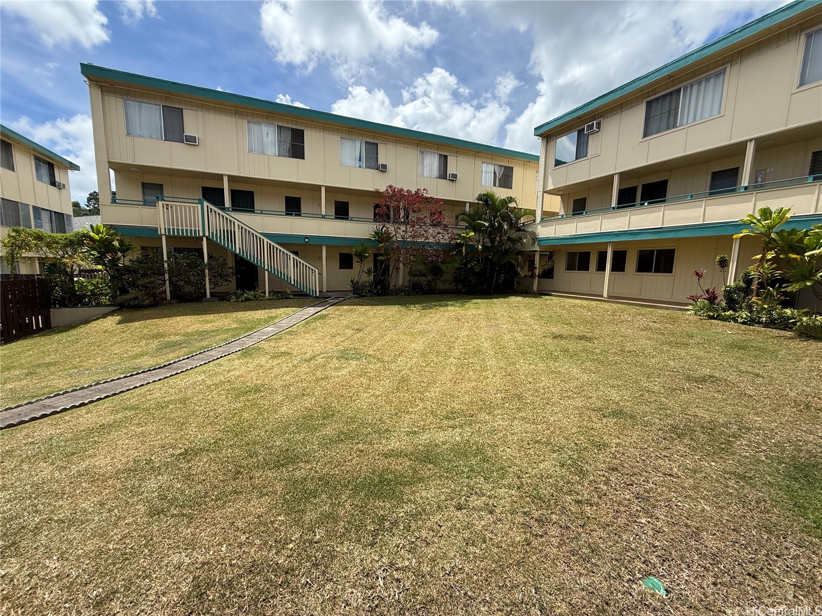 46-232 Kahuhipa Street A205