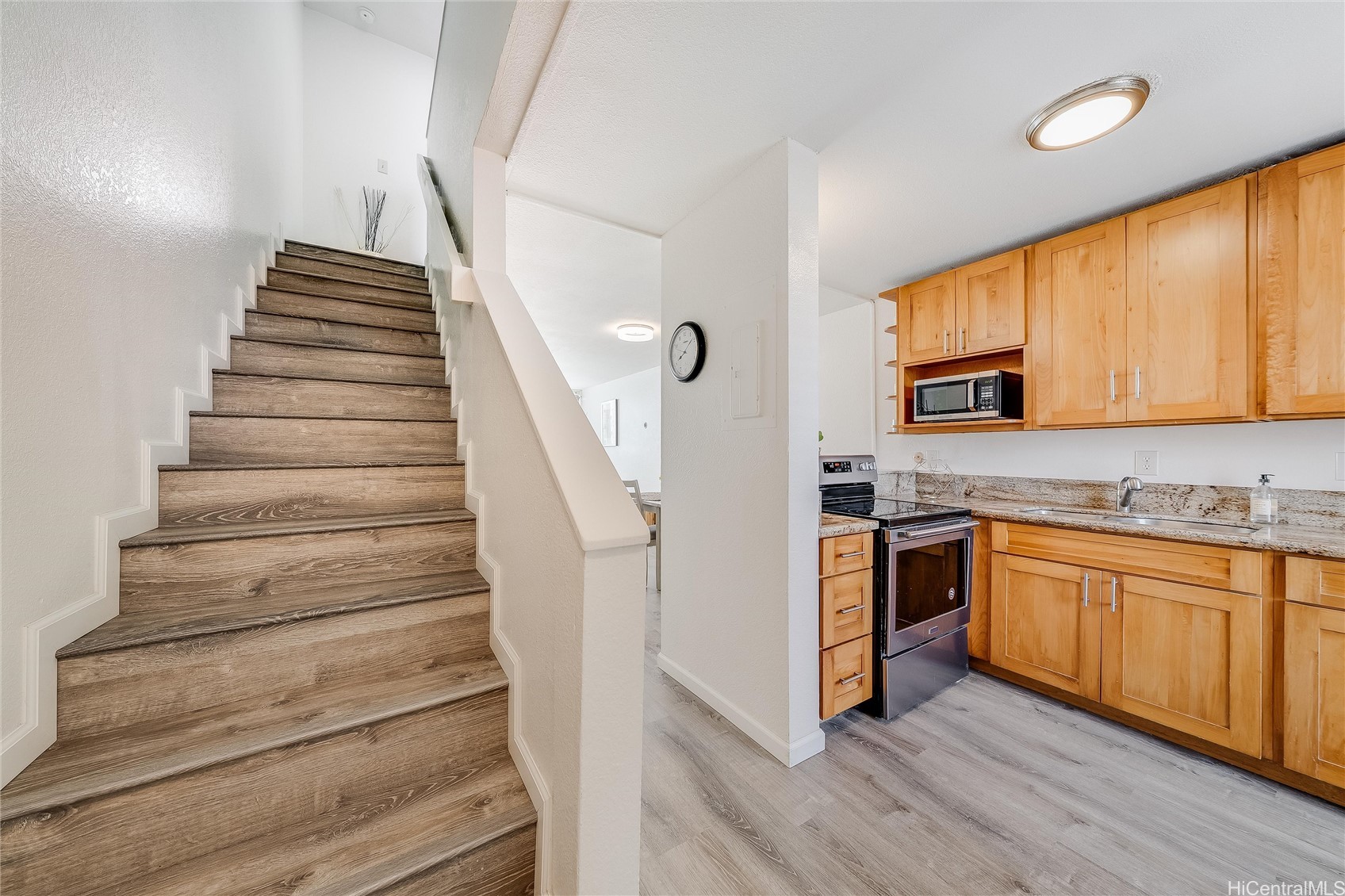 46-232 Kahuhipa Street A205