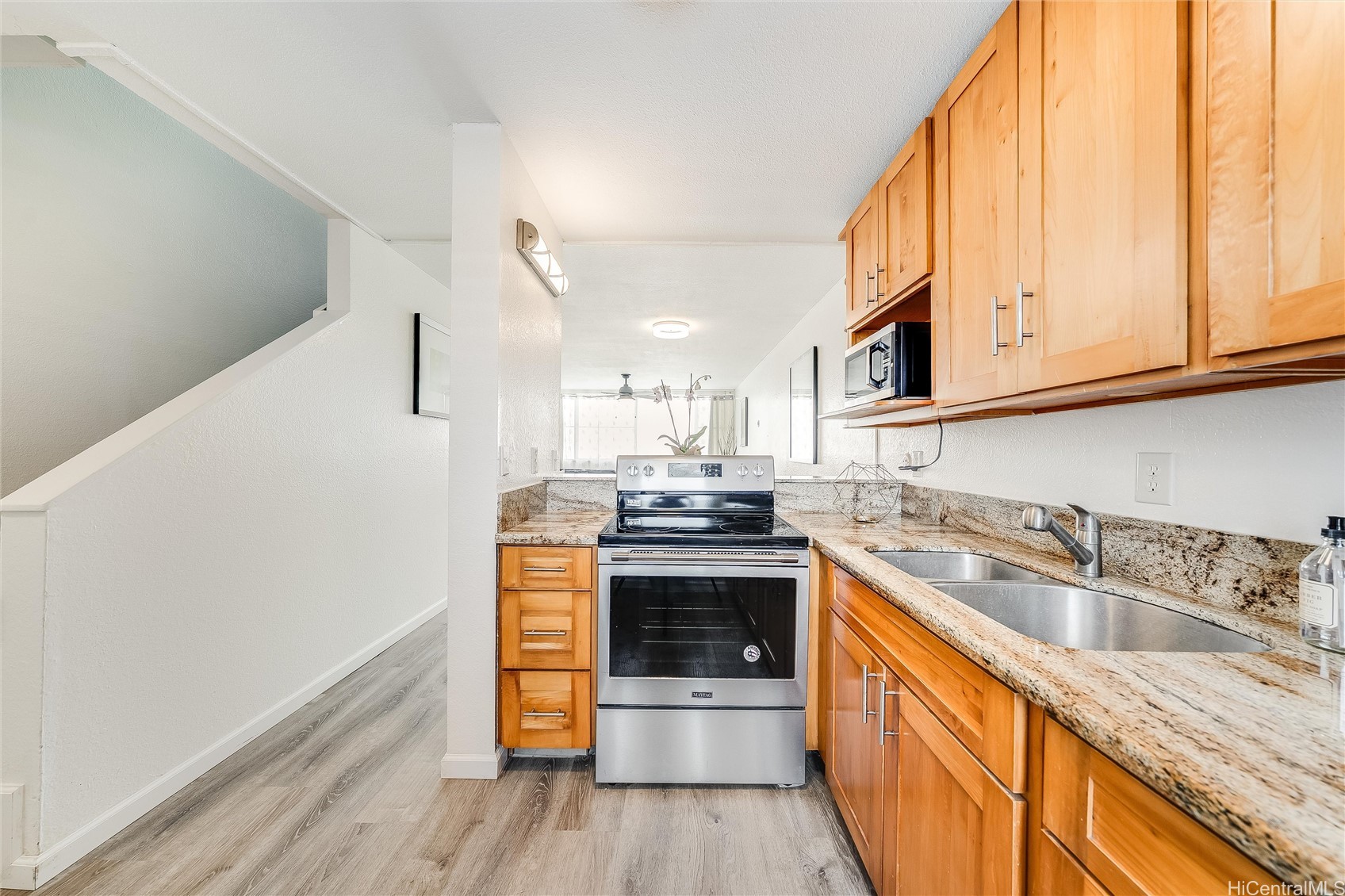 46-232 Kahuhipa Street A205