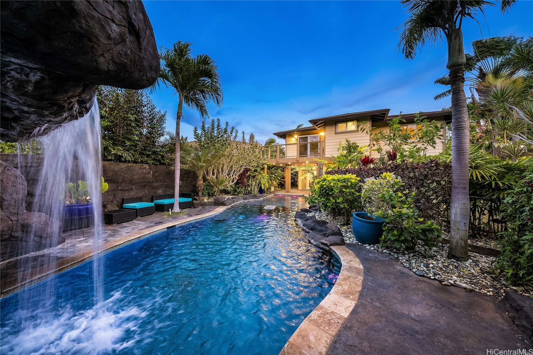 92-1273 Pueonani Street