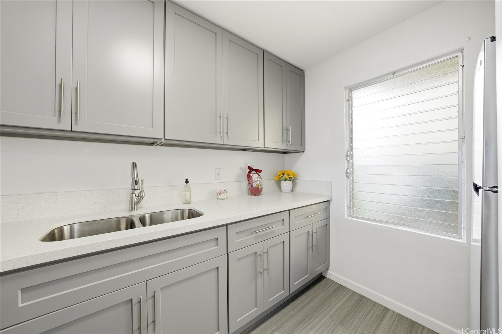 46-232 Kahuhipa Street B208