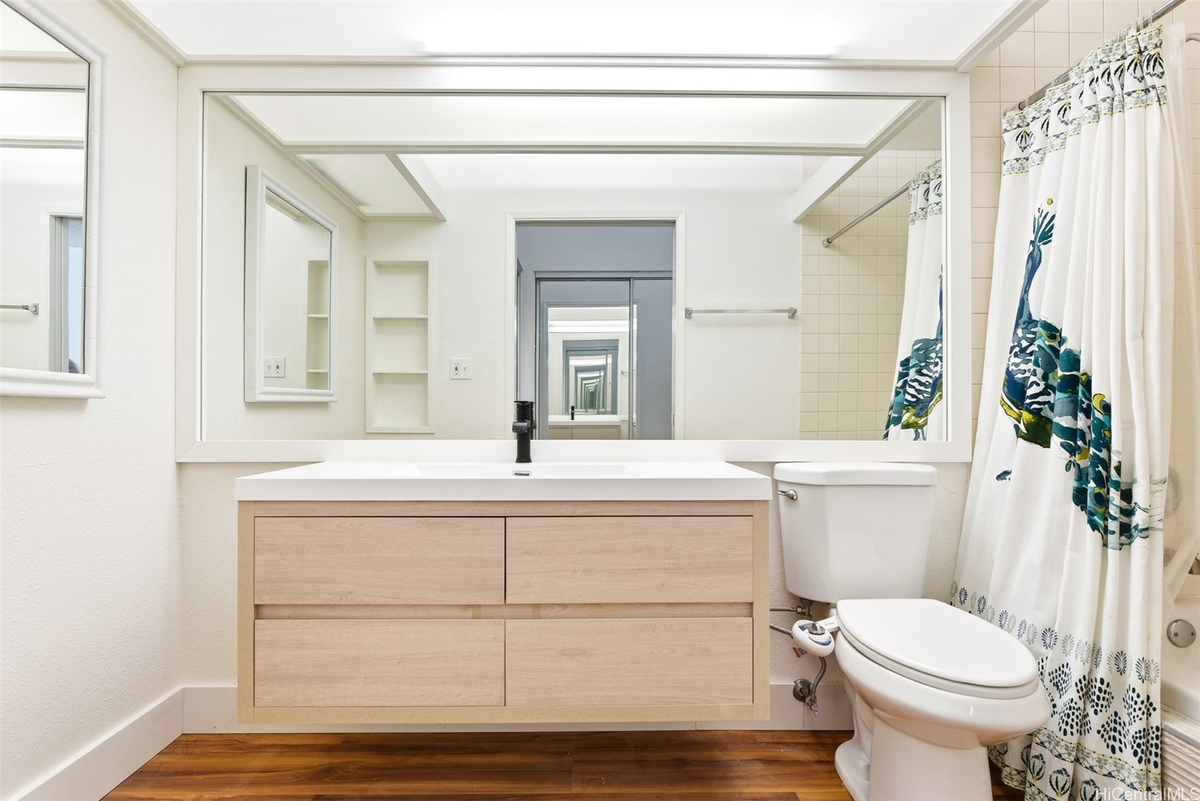 7007 Hawaii Kai Drive J24