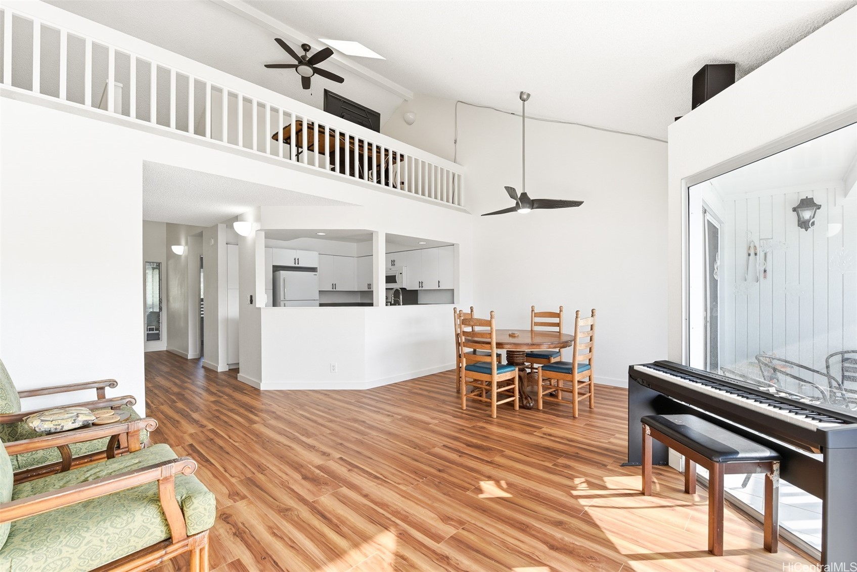 7007 Hawaii Kai Drive J24