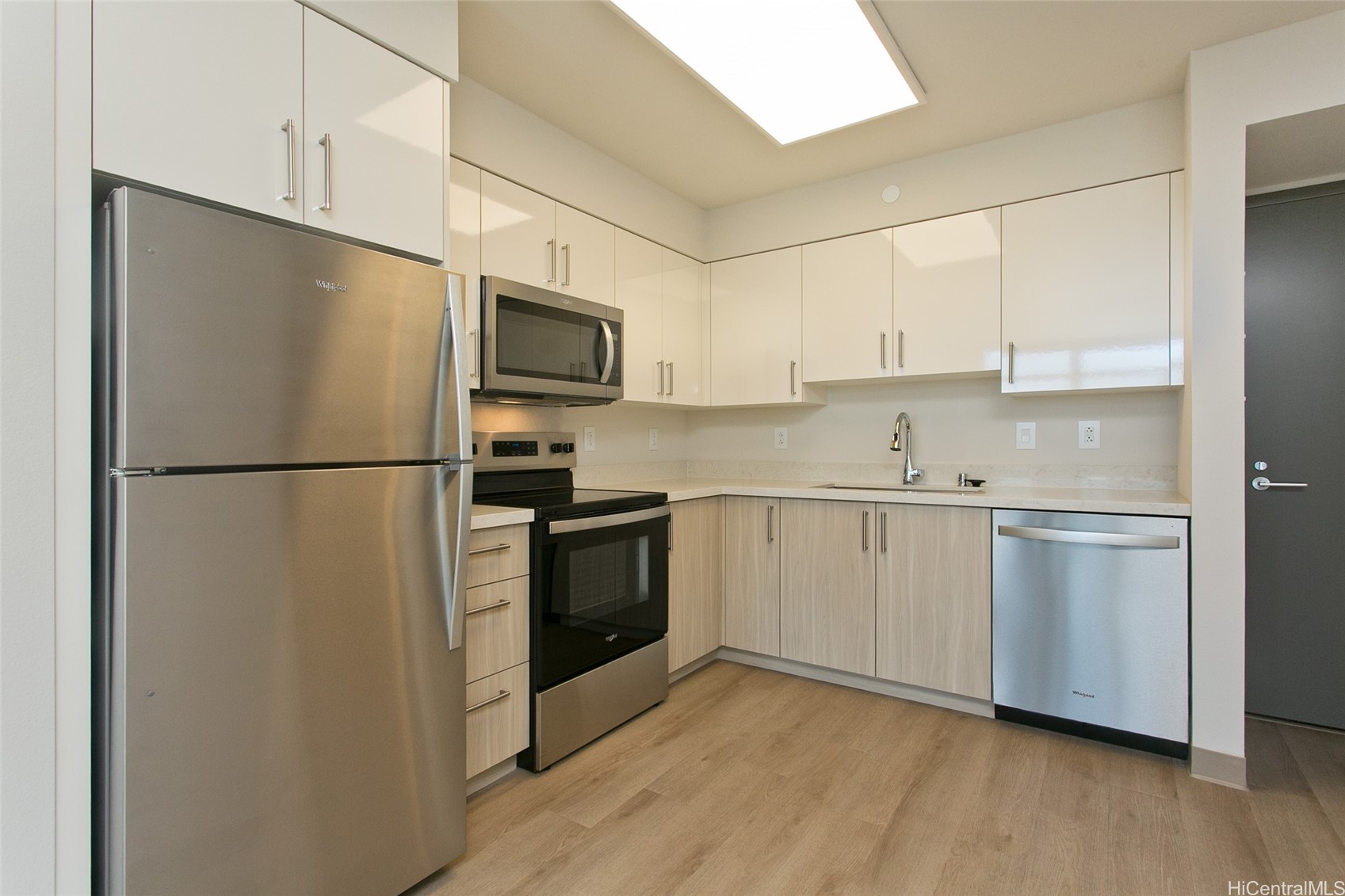 828 Auahi Street 810