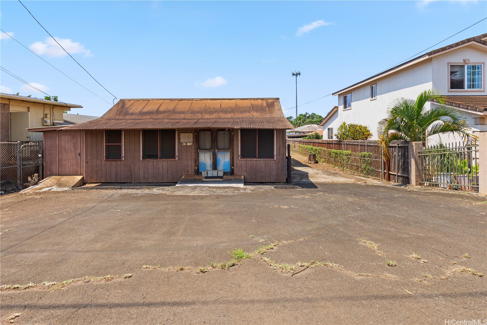 67-173 Farrington Highway