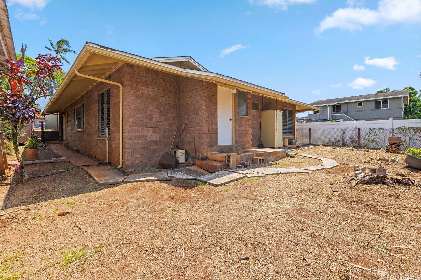 67-173 Farrington Highway