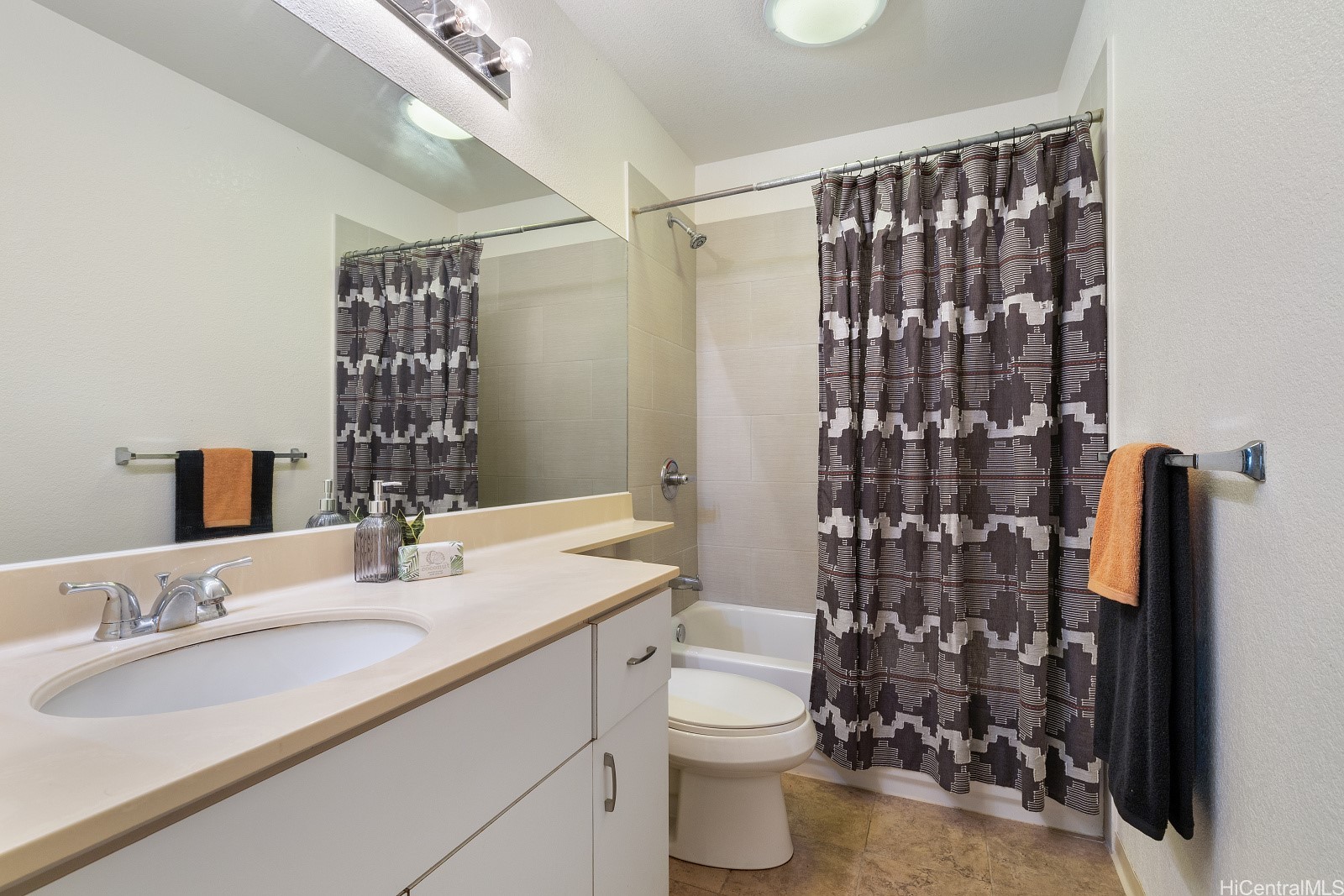 492 Mananai Place 13E