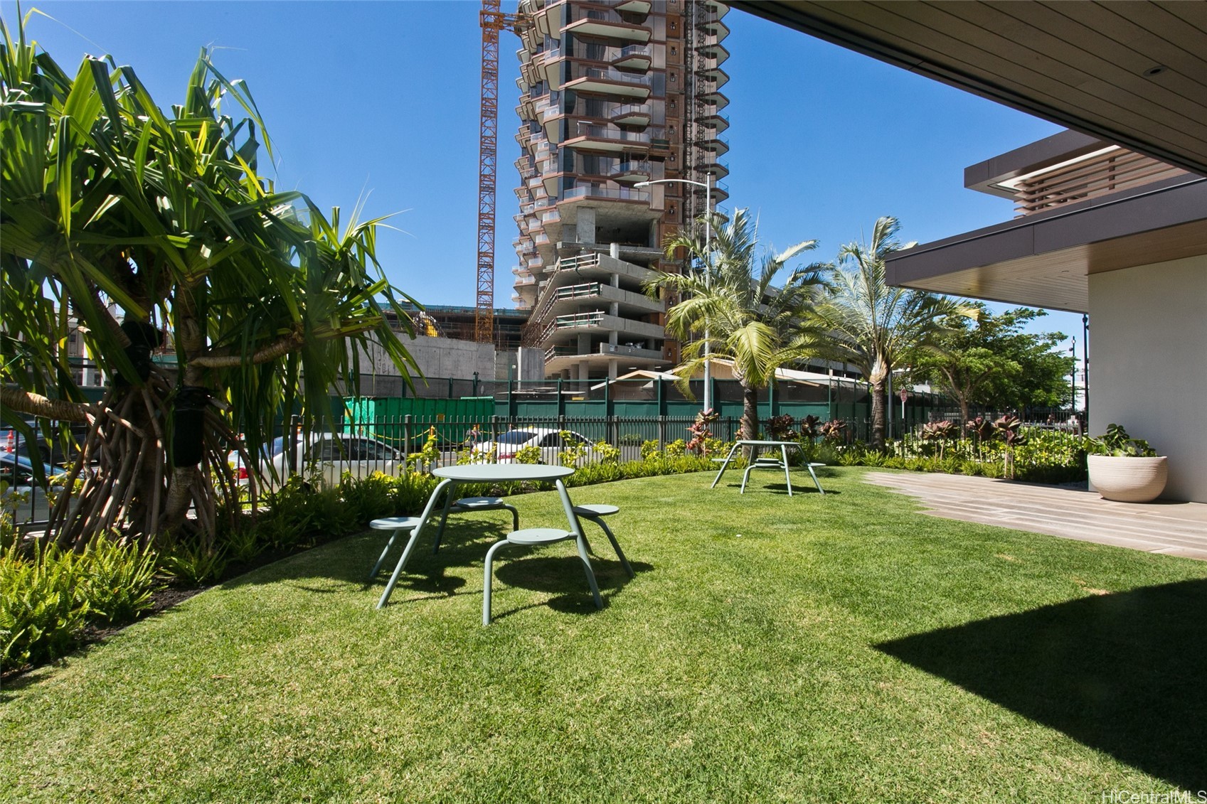 828 Auahi Street 1305