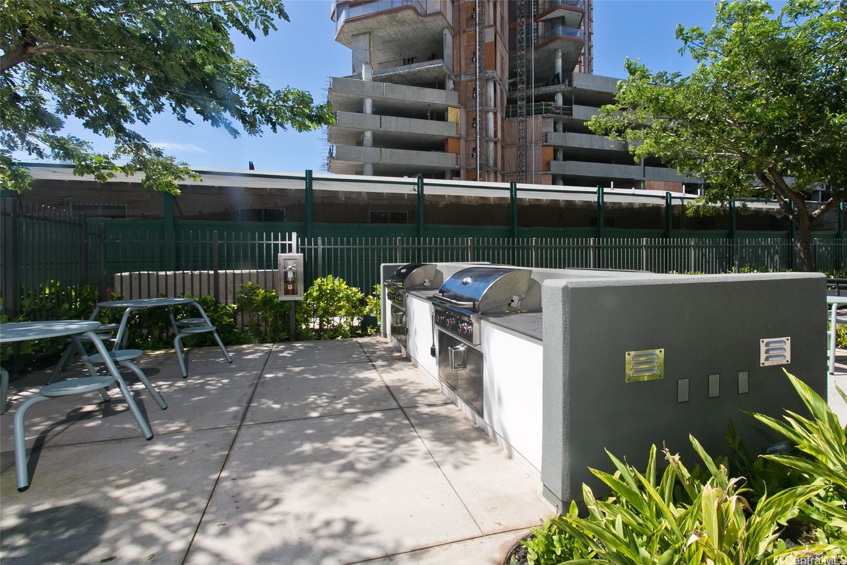 828 Auahi Street 1305