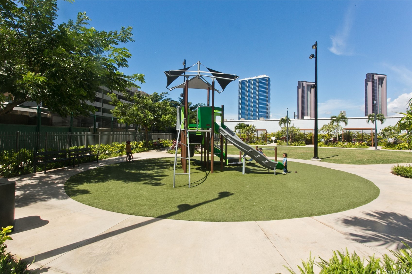 828 Auahi Street 1305