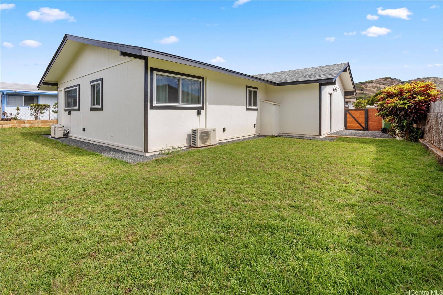322 Anapalau Street