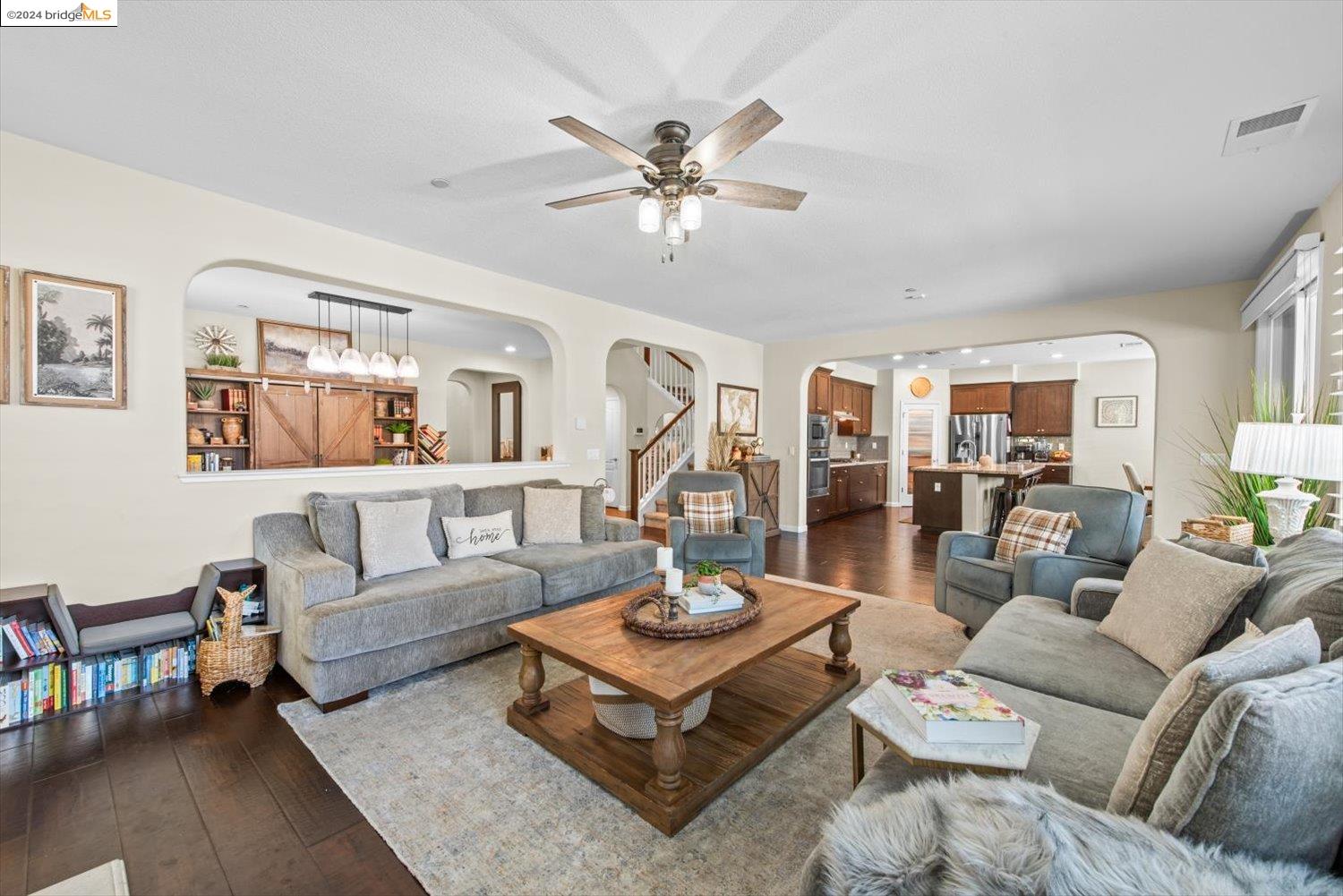 8059 Westport Cir